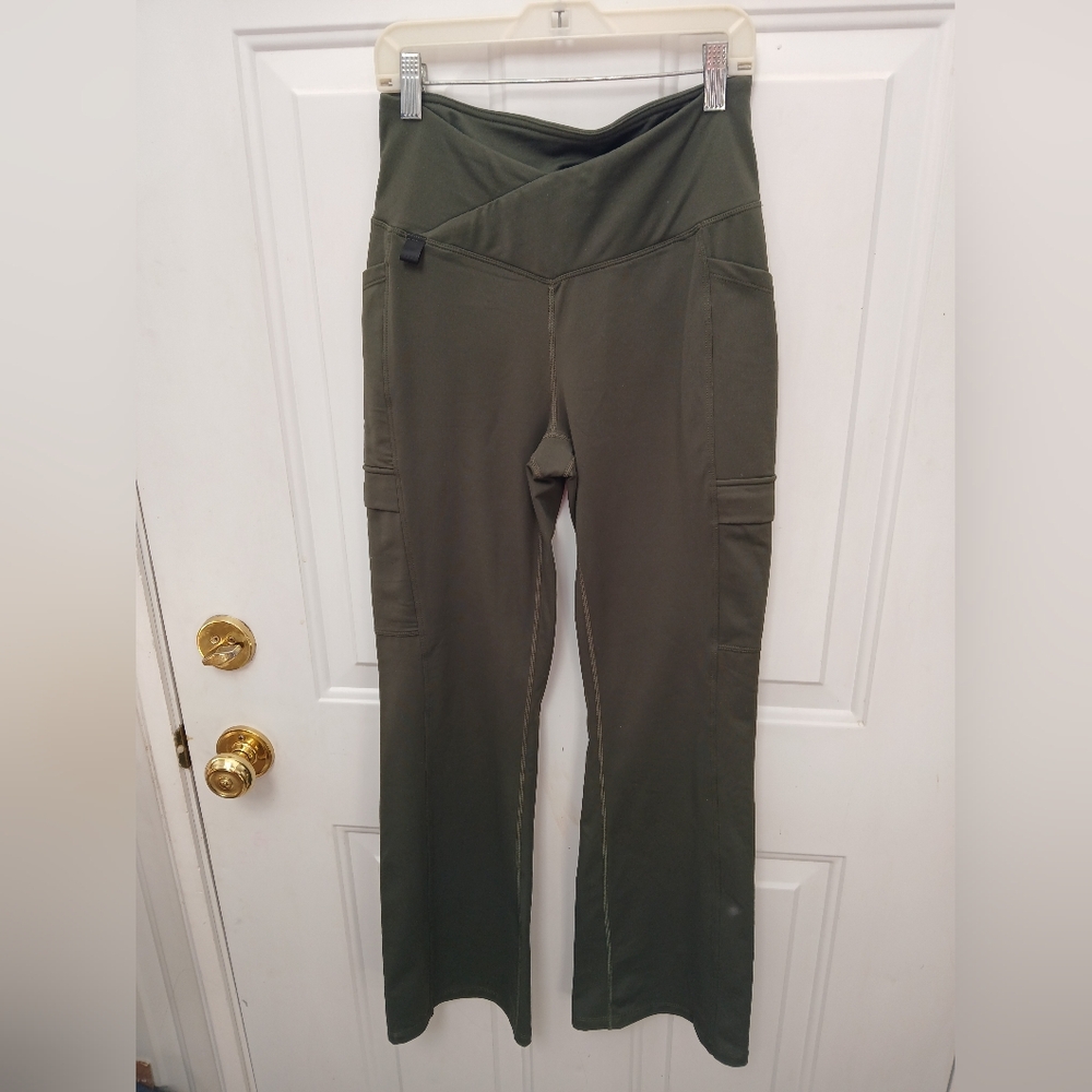 Baleaf Women's Boot Cut Pants in Olive Color. Size S